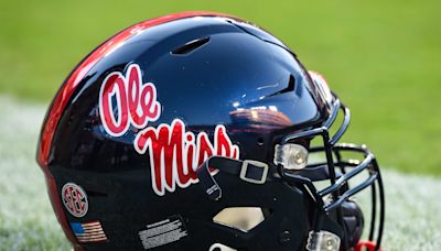 Ole Miss Transfer TE Jayvontay Conner Commits to East Carolina