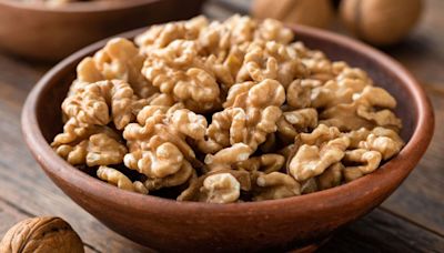 CDC warns of multi-state e.coli outbreak tied to walnuts