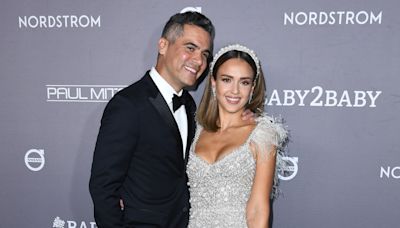 Jessica Alba encourages Cash Warren to take fashion risks