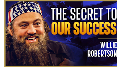 ...Ep 221 | Willie Robertson's Wild Ride from Worm Farms to 'Duck Dynasty' Fame | The Glenn Beck Podcast - The Glenn Beck...