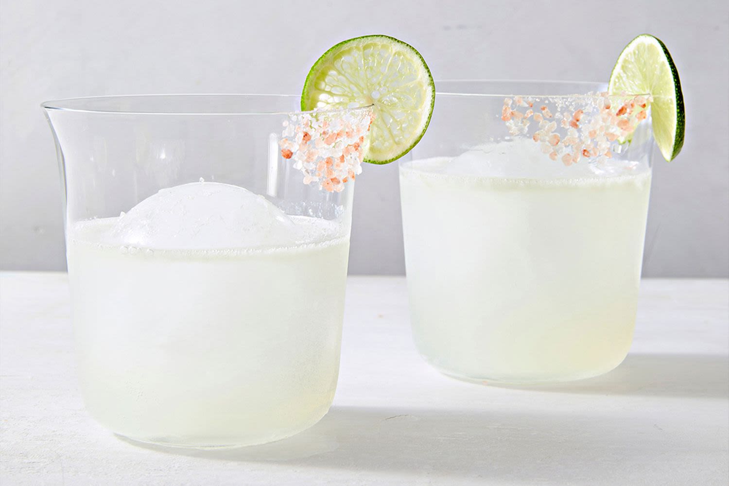 How to Make a 3-Ingredient Classic Margarita (That's So Much Better Than Frozen)