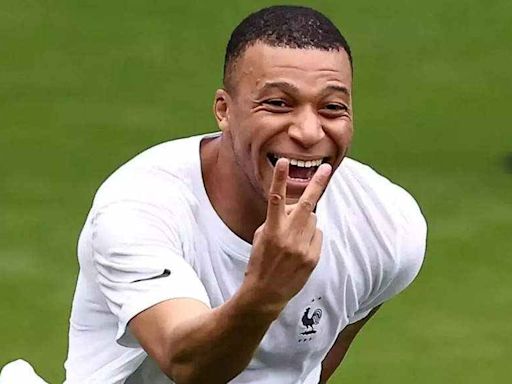 Kylian Mbappe to be presented formally at Real Madrid's Santiago Bernabeu next week | Football News - Times of India