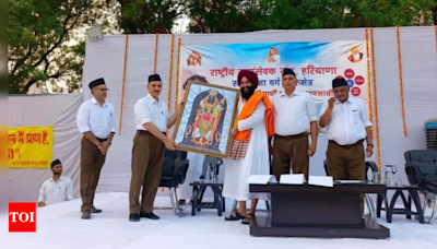 Sikh preacher apologises to Akal Takht, after photo of attending RSS event goes viral | Chandigarh News - Times of India