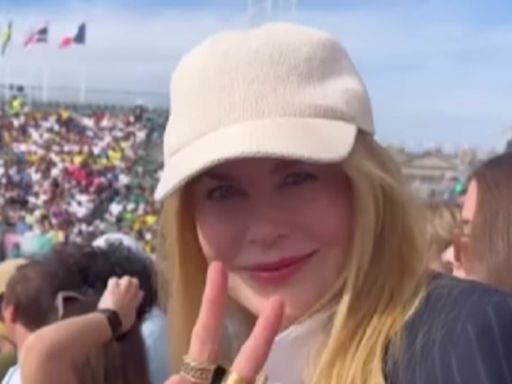 Nicole Kidman sits among fans during the Olympics skateboarding finals