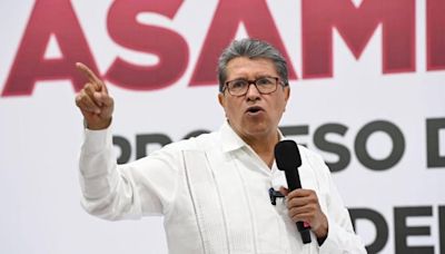 Gerardo Fernández Noroña se defiende ante señalamientos de generar pleitos internos tras reclamos