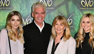 Phillip Schofield's unbreakable bond with wife Stephanie Lowe and daughters