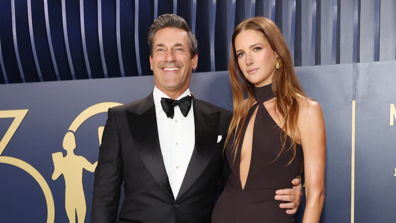 Jon Hamm Says He and Wife Anna Osceola Hope to Have Kids in the Future: 'It's Not Lost on Me That I'm 53'