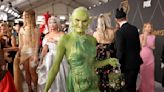 La razón detrás del impactante atuendo de trol verde en los Emmy