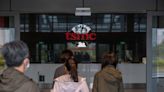 Chip Giant TSMC Plans to Cut Spending to Offset Falling Near-Term Sales