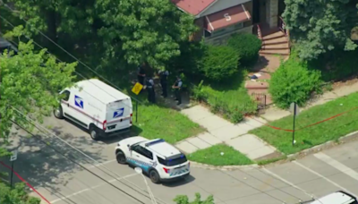 Postal worker shot and killed on Chicago's South Side