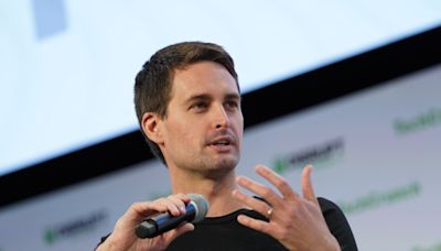 Snapchat to test a 'simplified' app, CEO says | TechCrunch