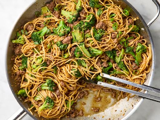 These Beef & Broccoli Noodles Are So Good, I've Made Them 4 Weeks Straight