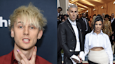 Machine Gun Kelly dice que predijo el matrimonio de Kourtney Kardashian y Travis Barker “desde el principio”