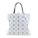 ISSEY MIYAKE 三宅一生 BAOBAO  6x6透光亮面手提包-白