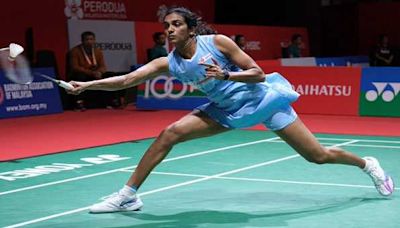 Sindhu clinches victory in first round of Singapore Badminton Open
