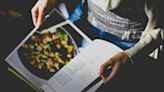 Libros con sabor: aumenta tu biblioteca gastronómica con estas opciones