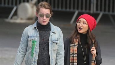 Macaulay Culkin atribuye sus hábitos de cuidado de la piel a su prometida Brenda Song