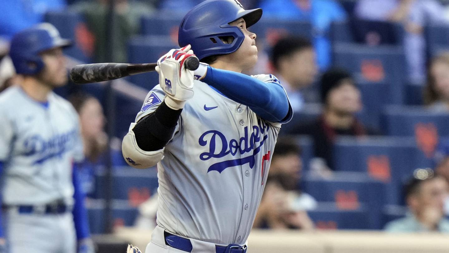 Ohtani and Smith power Dodgers past reeling Mets 10-3 for 3-game sweep