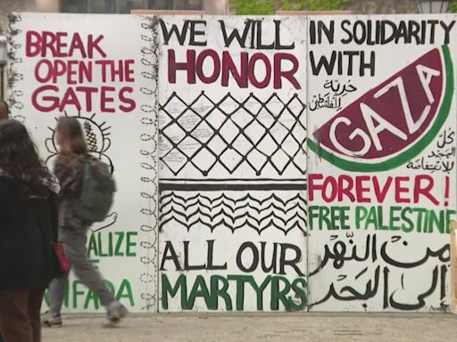 Northwestern reaches agreement, UChicago starts encampment protesting war in Gaza