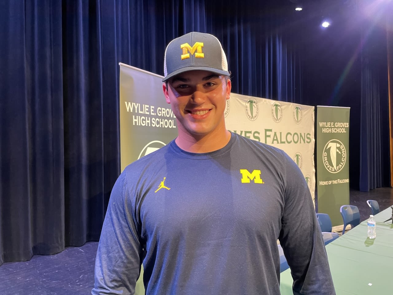 New 4-star Michigan commit Avery Gach ready to ‘work like a walk-on’ on the offensive line