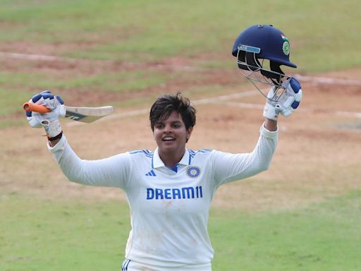 Shafali Verma Makes Fastest-Ever Women's Test Double Century, Smriti Mandhana Misses Out | Cricket News