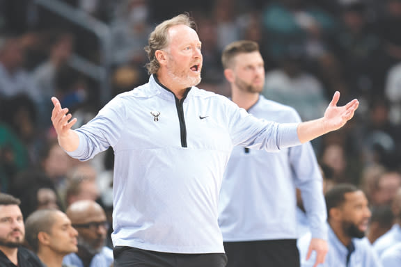 Ex-Milwaukee Bucks championship coach Mike Budenholzer hired by Phoenix Suns