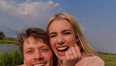 Emma Roberts se compromete con Cody John