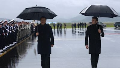 習近平結束法國國事訪問 馬克龍在塔布機場舉行送行儀式 - RTHK