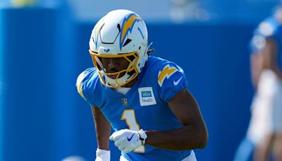 Chargers training camp: Quentin Johnston's strong start, Cam Hart makes play of the day