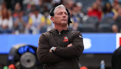 Browns DC Jim Schwartz reflects on wild-card loss to Texans: 'We chased plays in that game'