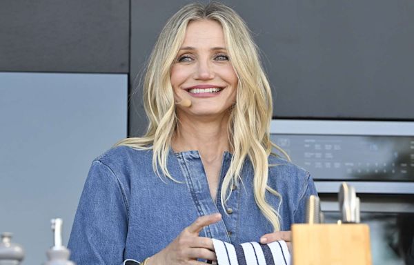 Cameron Diaz Just Broke Away from the Colorful Shoes Celebs Have Been Wearing — Get White Sneakers from $22