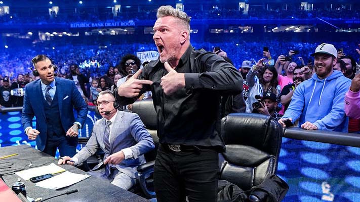 Pat McAfee Comments On Sprinting To The Bathroom During Monday’s WWE RAW - PWMania - Wrestling News