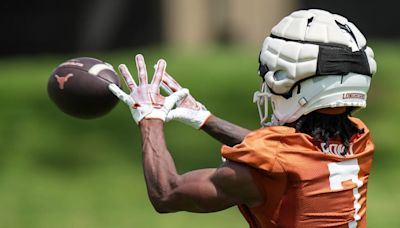 Steve Sarkisian Loves Depth of Longhorns Squad Compared to Last Season