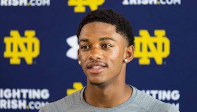 Freshmen welcomed into Notre Dame defensive backs room. 'It makes me want to work harder.'