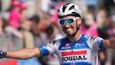 Giro de Italia: Exhibición de Alaphilippe en una etapa en la que el asturiano Pelayo Sánchez volvió a presentar batalla