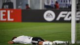 El lado B de la amarga noche en la que Colo Colo complicó su futuro en la Copa Libertadores - La Tercera