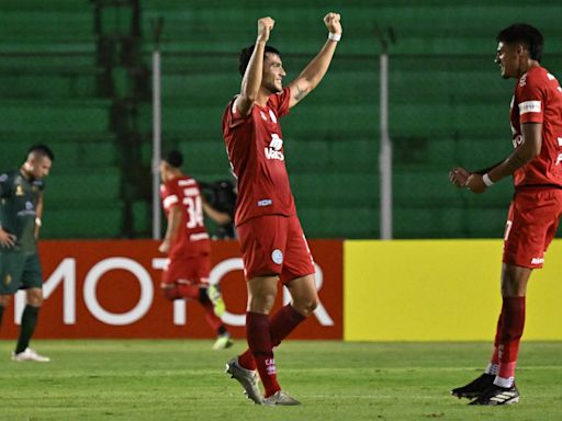 Belgrano pisó firme en Santa Cruz de la Sierra y es puntero en la Copa Sudamericana