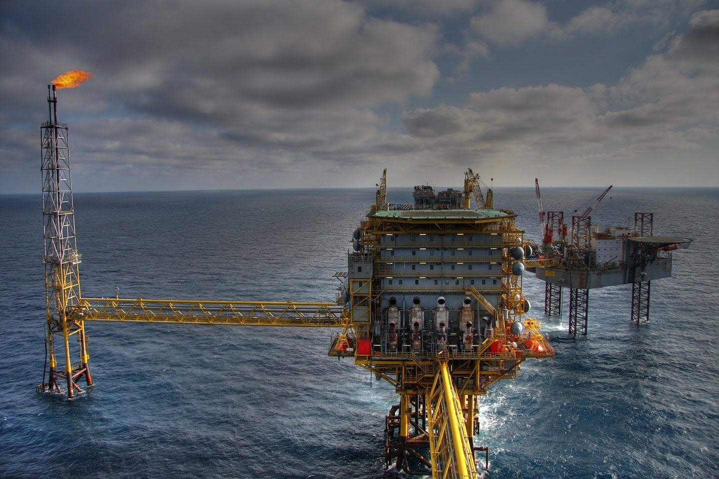 BP suspends talks with Venezuela on gas field development project