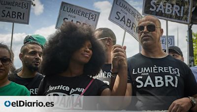 Francia quiere atajar la 'discriminación capilar' de los trabajadores: "Peinada así, sigo siendo totalmente profesional"