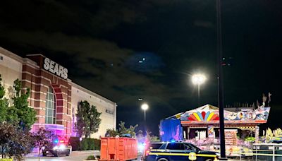 2 shot at Concord Mall during Saturday night carnival: First responders