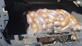 Detenido con 20 kilos de hachís en el airbag y un doble fondo del maletero de su coche en Alicante