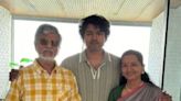 Thalapathy Vijay Poses With Parents In This Viral Family Photo - News18