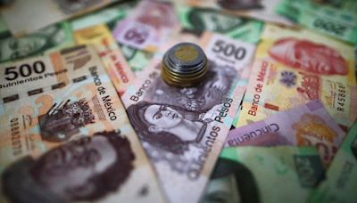 ¡Resistió! Peso mexicano avanza, dólar cae por débil PIB EEUU: Tipo de cambio hoy Por Investing.com