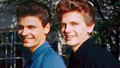 The Everly Brothers: Close Harmonies, Distant Relations