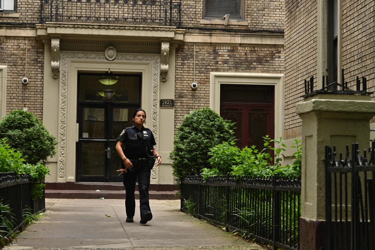 Death in Brooklyn: Man and woman found fatally shot in possible murder-suicide, cops say | amNewYork