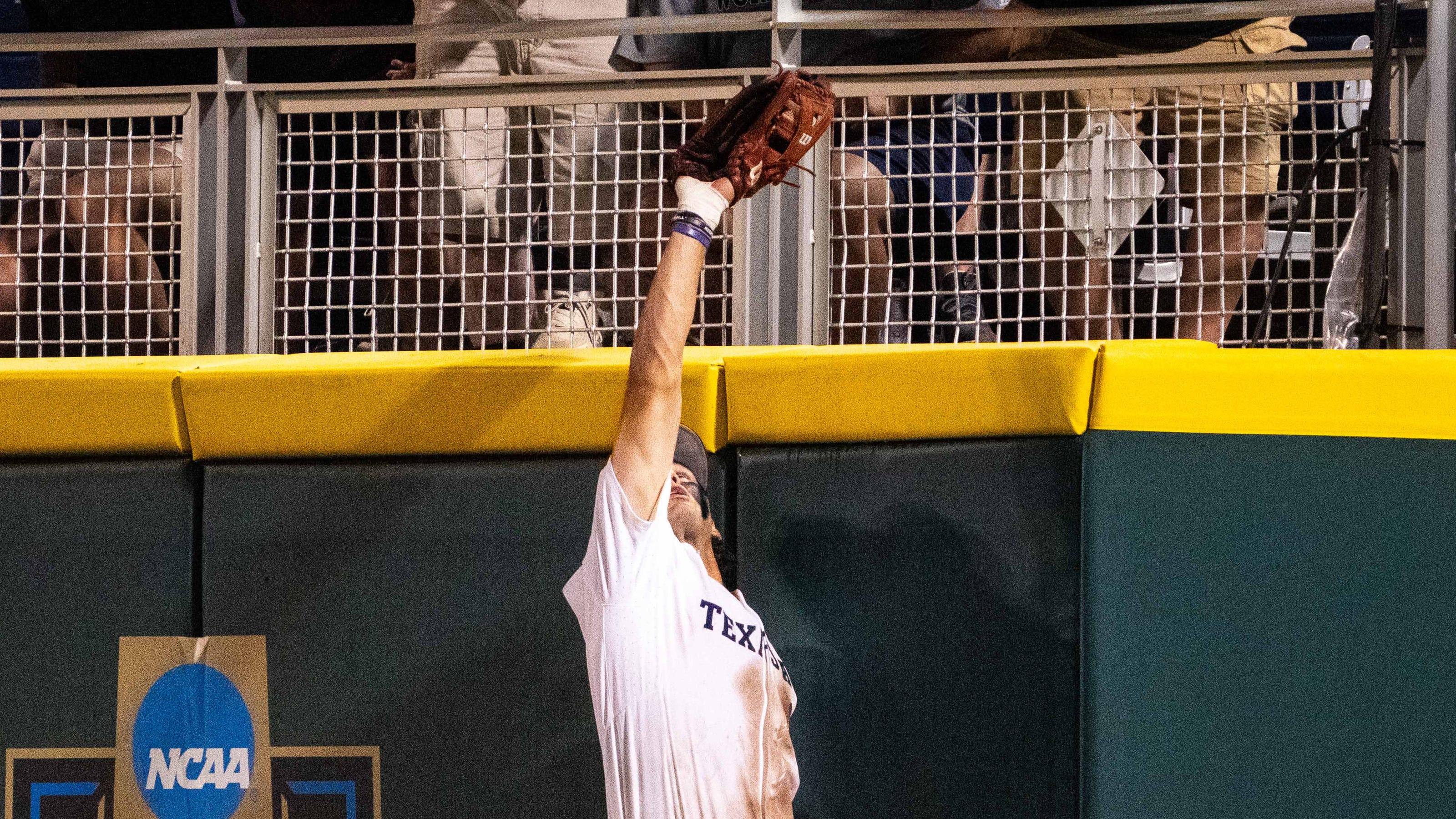 What channel is Texas A&M baseball vs. Kentucky on today? Time, TV schedule for College World Series game