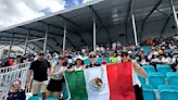 Checo Pérez recibe invasión de mexicanos en el Gran Premio de Miami