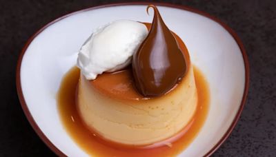 Cómo hacer flan casero con sólo 5 huevos: la receta tradicional fácil y rápida