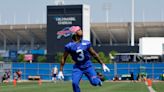 LOOK: Damar Hamlin practices full, with helmet, for first time since return