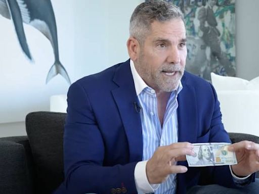 Grant Cardone blasts Dave Ramsey's advice as recipe for staying 'middle class' — says it's not how to 'get to the top'